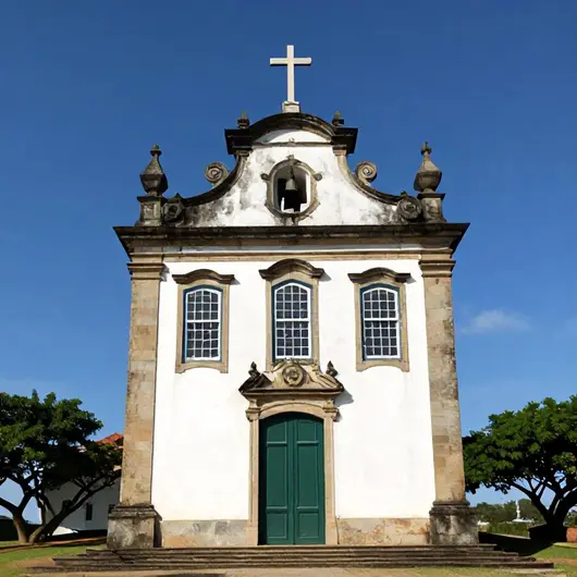 Conheça a Santa Casa de Cruzeiro